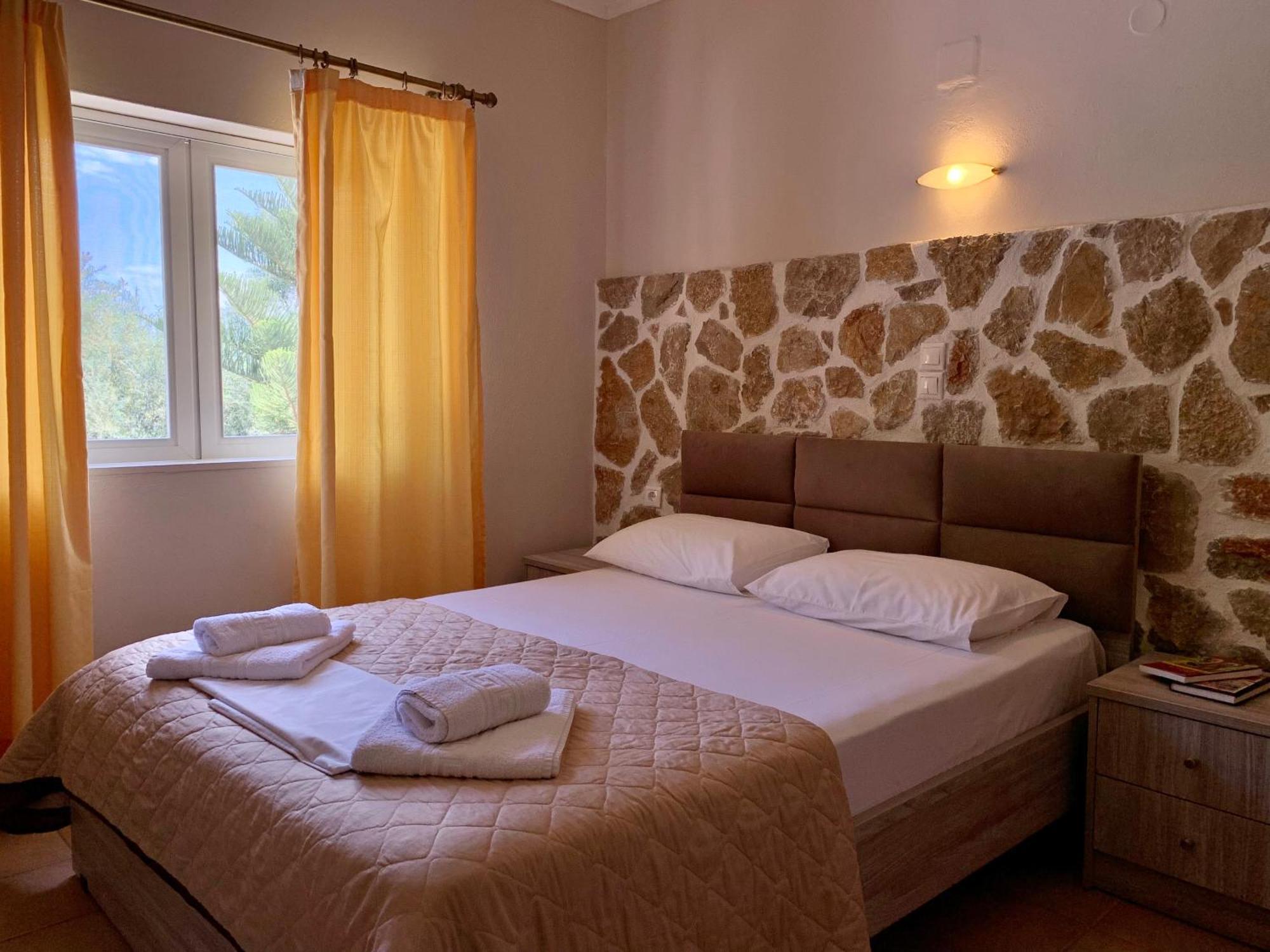 Dimarion Villas Áyios Nikítas Pokoj fotografie